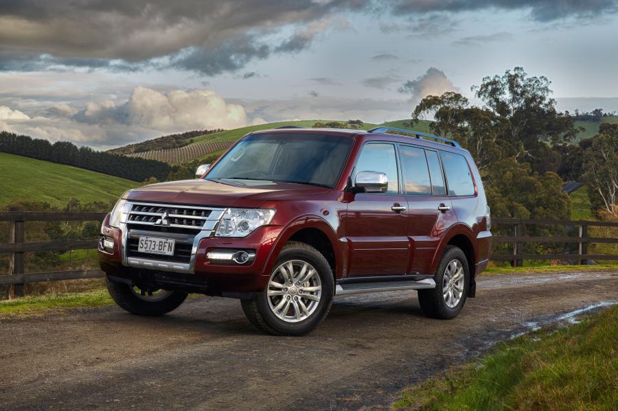  Mitsubishi Pajero 5-Door 2014 года  (AU) (фото 13 из 40)